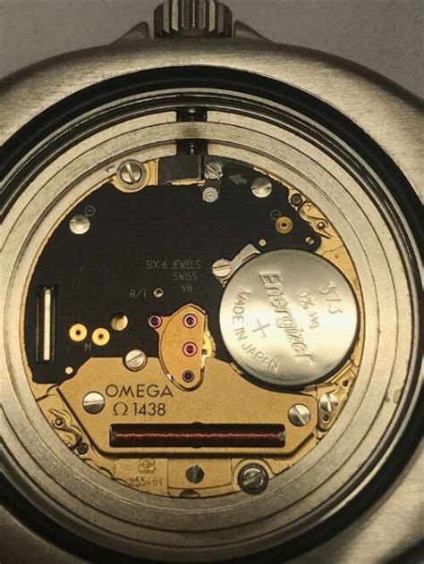 omega quartz movement replacement